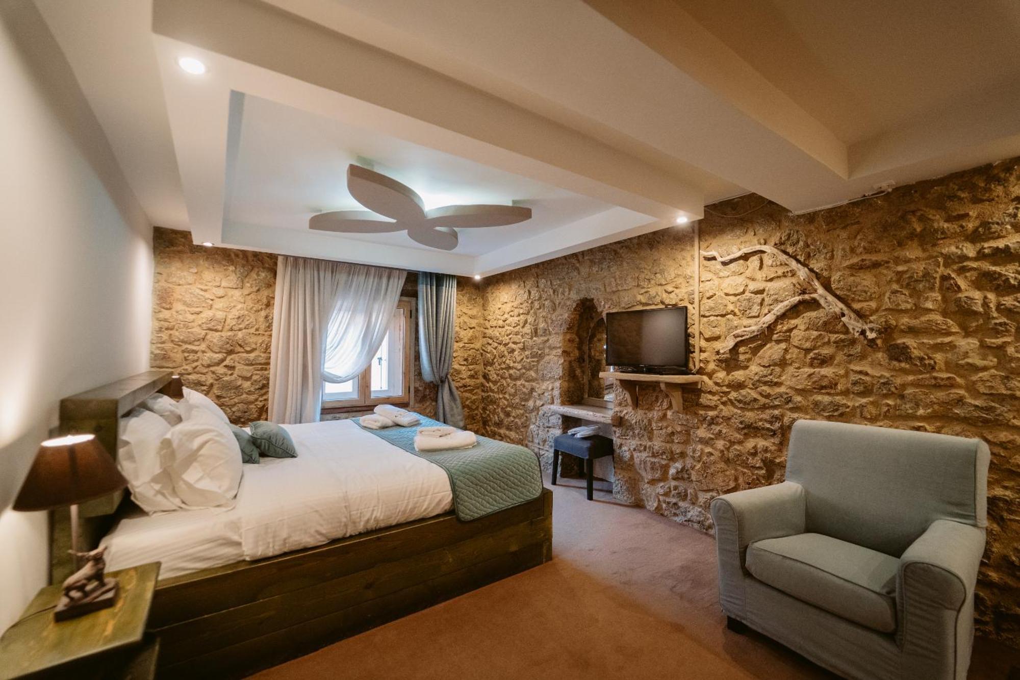 Afanos Guesthouse Арахова Стая снимка