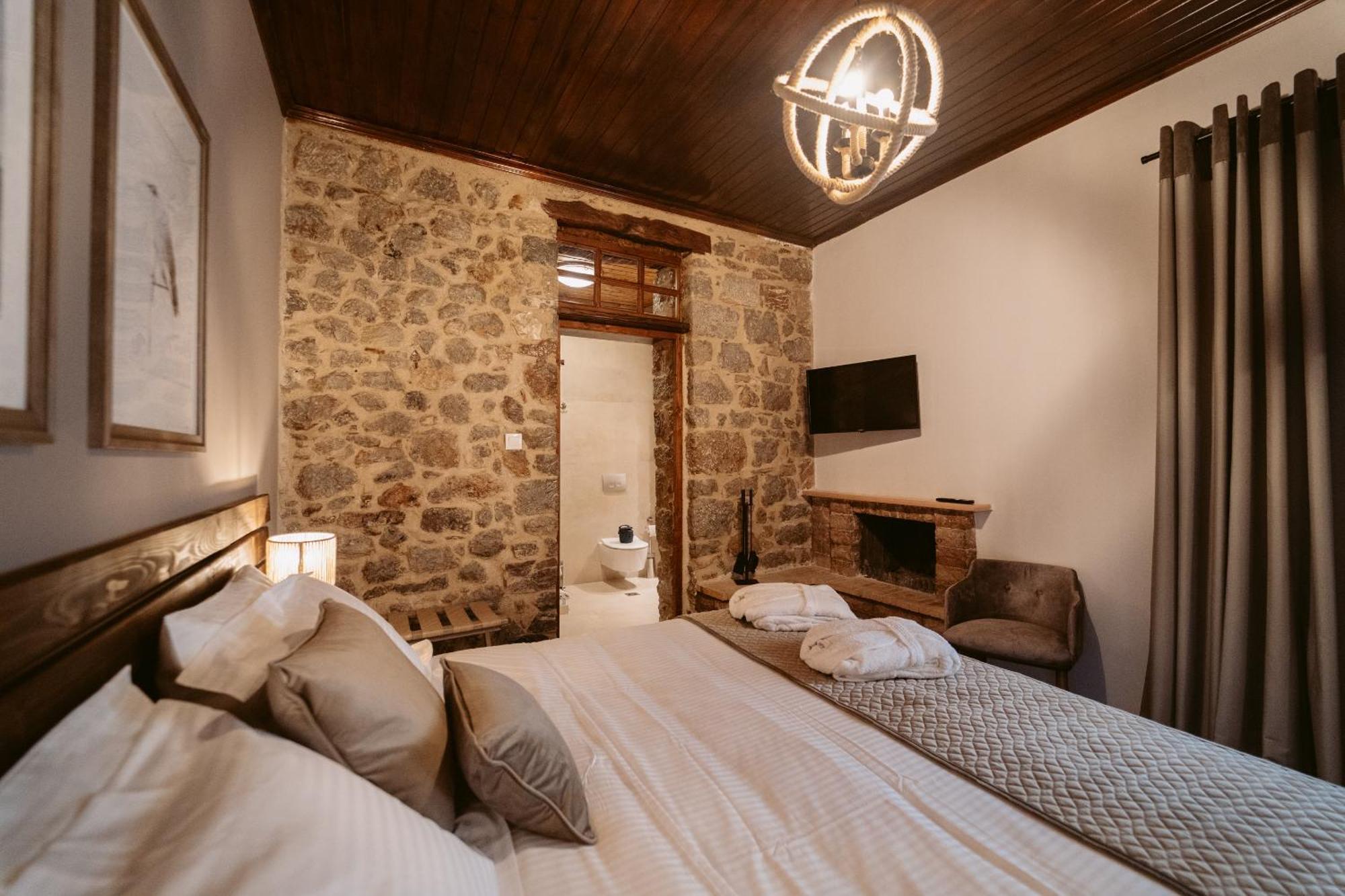 Afanos Guesthouse Арахова Стая снимка